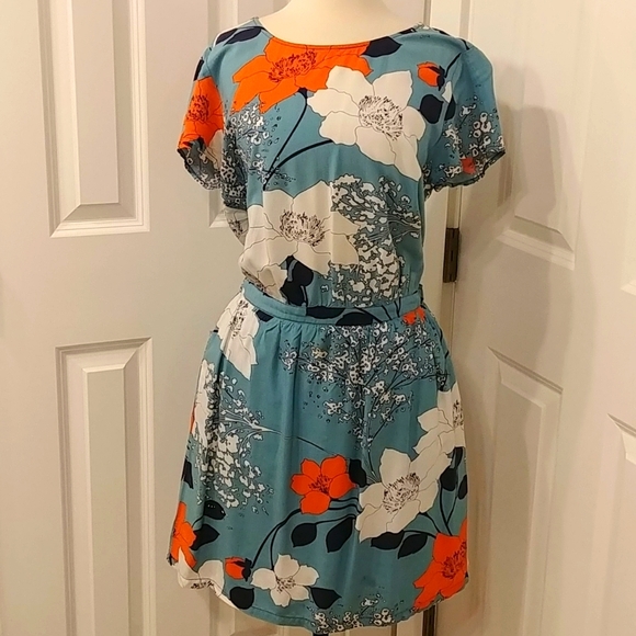 Banana Republic Dresses & Skirts - Banana republic floral sundress